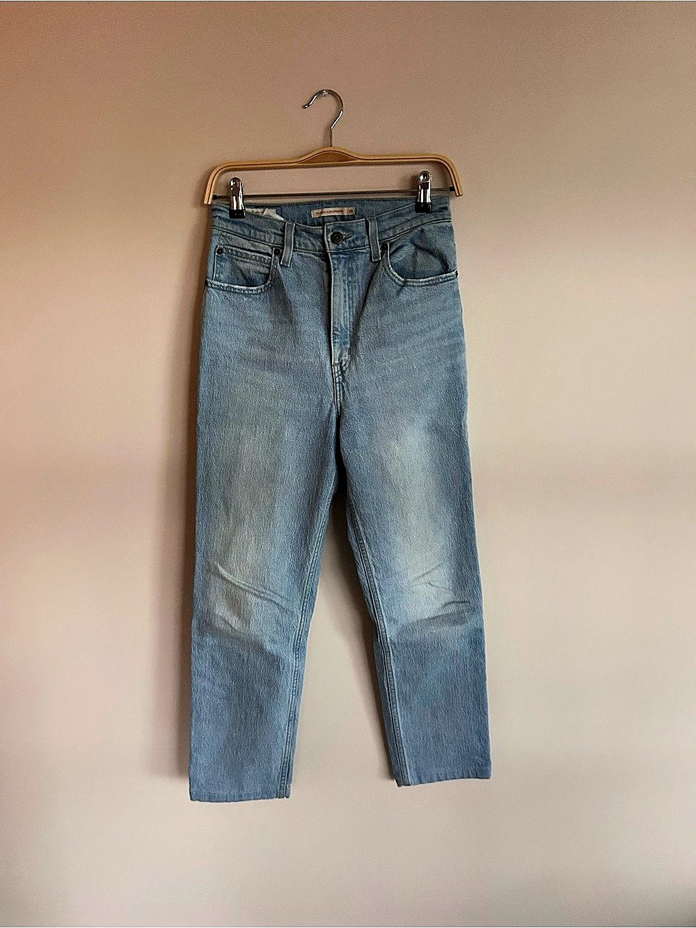 Levi's Straight Leg Blue Jeans